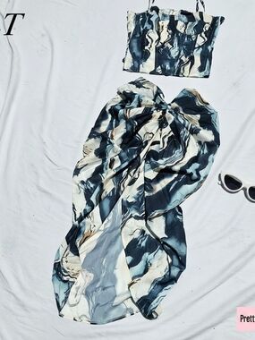 PrettyLittleThing Blue and Cream Marble Print Beach Cover-Up Set
